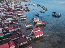 1748409027540-permukiman-pesisir-jadi-simbol-harapan-ekonomi-kelautan-1748344274762_43