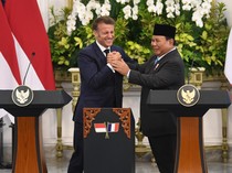 1748451995115-prabowo-macron-salam-komando-ri-prancis-banjir-kerja-sama-1748431169276_43