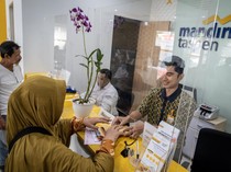 1748862416735-gaji-ke-13-buat-pensiunan-pns-cair-1748856204935_43