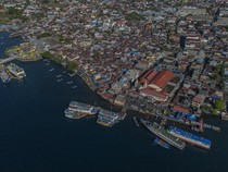 1749575189645-pelabuhan-tersibuk-dan-menunjang-perekonomian-di-ternate-1749538558381_43