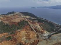 1749726353859-hutan-di-pulau-gag-papua-barat-gundul-imbas-tambang-nikel_43