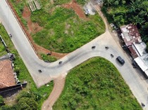 1753160954614-proyek-jalan-bomang-dibangun-lagi-anggaran-capai-rp-33-m-1753093410919_43