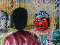 1756229126390-perajin-jagakarsa-jaga-tradisi-betawi-lewat-ondel-ondel-1756202737206_43
