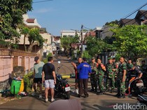 1756617944522-kawasan-rumah-sri-mulyani-kondusif-pagi-ini-tni-siaga-1756605100881_43