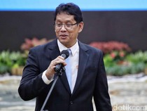 1757546170355-gaya-purbaya-yudhi-sadewa-yang-resmi-jabat-menteri-keuangan-1757406979767_43