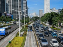 1757762331365-mantap-hari-ini-naik-transportasi-di-jakarta-cuma-rp-1-1745470697641_43