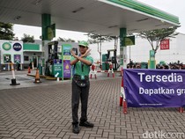 1758216412499-bbm-kosong-tiga-pekan-spbu-bp-di-jakarta-dan-sekitarnya-sepi-1758181924038_43
