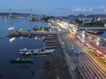 1760872919511-kkp-dorong-konsep-water-front-city-satukan-laut-dan-darat-untuk-dorong-ekonomi-pesisir-1760837817411_43