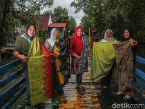 1761391765892-dari-bakau-jadi-batik-inovasi-hijau-warga-pantai-sejarah-1761370931140_43