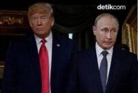 1761412908826-bisik-bisik-trump-soal-putin-bocor-di-mikrofon-1755605350007_43