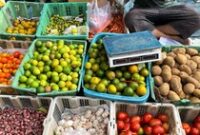 1761413306701-harga-pangan-awal-lebaran-1743475313159_43