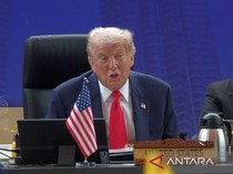 1761499389793-donald-trump-dalam-pidatonya-pada-ktt-ke-47-asean-di-kuala-lumpur-malaysia-minggu-26102025-antarafathur-rochman-1761471599422_43