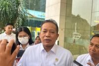 1761564483427-menteri-koperasi-menkop-ferry-juliantono-1761557842627_43