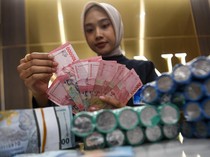 1761564552953-bi-pertahankan-bi-rate-475-persen-untuk-jaga-stabilitas-rupiah-1761539775367_43