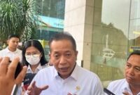 1761564715330-menteri-koperasi-menkop-ferry-juliantono-1761557842490_43