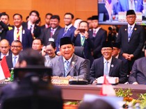 1761672168609-gaya-prabowo-di-antara-para-pemimpin-negara-asean-1748251965188_43