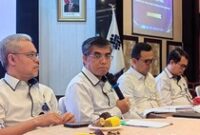 1761672504514-menteri-ketenagakerjaan-menaker-yassierli-1761647072626_43