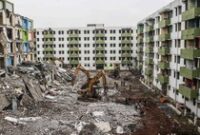 1761715799513-lima-tower-rusun-marunda-dibongkar-total-1761708729138_43