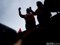 1761823675130-demo-buruh-hari-ini-di-jakarta-lokasi-dan-7-poin-tuntutan-1_43