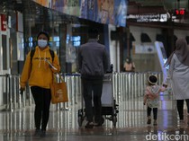 1761888426124-sriwijaya-air-sj182-jatuh-pengguna-jasa-penerbangan-tetap-ramai-6_43