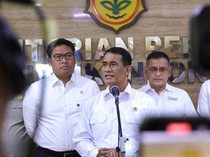 1761888540620-menteri-pertanian-andi-amran-sulaiman-1760338498947_43