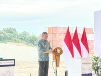 1761888686794-pupuk-indonesia-grup-melalui-pt-pupuk-kaltim-resmi-memulai-pembangunan-pabrik-soda-ash-di-kawasan-industrial-estate-kie-bontan-1761881942404_43