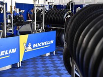 1761909952136-ban-michelin-khusus-motogp-1_43