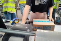 1762320189894-melihat-lebih-dekat-kecanggihan-ai-dalam-proses-bungkus-produk-di-blibli-5_43