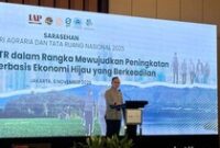 1762406762967-wakil-menteri-dalam-negeri-bima-arya-sugiarto-1762404972751_43