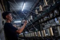 1762406785000-potret-kesibukan-industri-rumahan-benang-rajut-di-tangerang-1744871958294_43