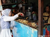 1762450269218-miris-kelas-menangah-turun-kasta-pengeluaran-habis-untuk-makan-1_43