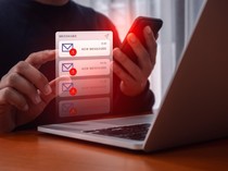 1762514722218-ilustrasi-sms-penipuan-1751268275367_43