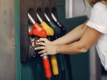 1762515163303-ilustrasi-bbm-ron-90-dan-ron-92-1740541037771_43