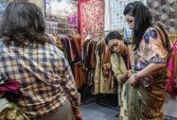 1762622525184-produk-lokal-unjuk-daya-saing-di-pameran-e-commerce-internasional-2025-1761826909920_43