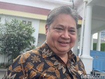 1762752722731-menteri-koordinator-menko-bidang-perekonomian-airlangga-hartarto-firdadetikcom-1762421905436_43