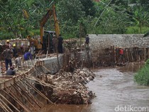 1763054771662-proyek-tanggul-dan-pintu-air-kali-krukut-gas-terus-1763032372462_43