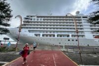 1763184201873-cruise-raksasa-sandar-di-benoa-1763136293430_43