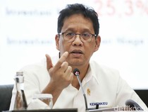 1763184312261-gaya-menkeu-purbaya-pimpin-konferensi-pers-apbn-kita-1758529123207_43