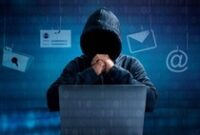 1763270742676-ilustrasi-penipuan-online_43