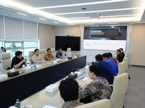 1763313814532-kementerian-koordinator-bidang-perekonomian-melakukan-peninjauan-ke-fasilitas-produksi-pt-hli-green-power-di-karawang-jawa-bar-1763296122821_43