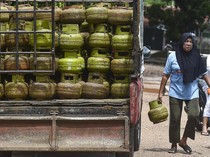 1763379261021-gerakan-pangan-murah-di-jambi-1763368268886_43