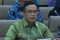 1763400261891-direktur-utama-pertamina-simon-aloysius-mantiri-1741700686716_43