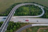 1763400327745-sepi-kendaraan-21-badan-usaha-jalan-tol-masih-merugi-1758799220465_43