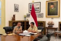 1763400509137-prabowo-bertemu-4-mata-dengan-dasco-di-istana-1763374519688_43