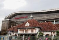 1763443808386-stasiun-jatinegara-dok-kai-daop-1-1759479302469_43