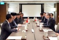 1763485502128-menko-airlangga-bertemu-menteri-singapura-1763479771540_43