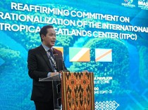 1763528716738-menteri-lingkungan-hidup-hanif-faisol-nurofiq-1763522456469_43