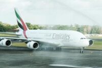 1763528725119-lihat-lagi-pesawat-penumpang-terbesar-dunia-yang-cetak-sejarah-di-ri_43