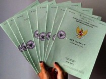 1763528734129-ilustrasi-sertifikat-tanah-1762420967635_43