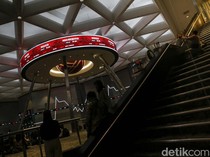 1764133513091-dibuka-usai-libur-lebaran-ihsg-anjlok-9-1744082618172_43